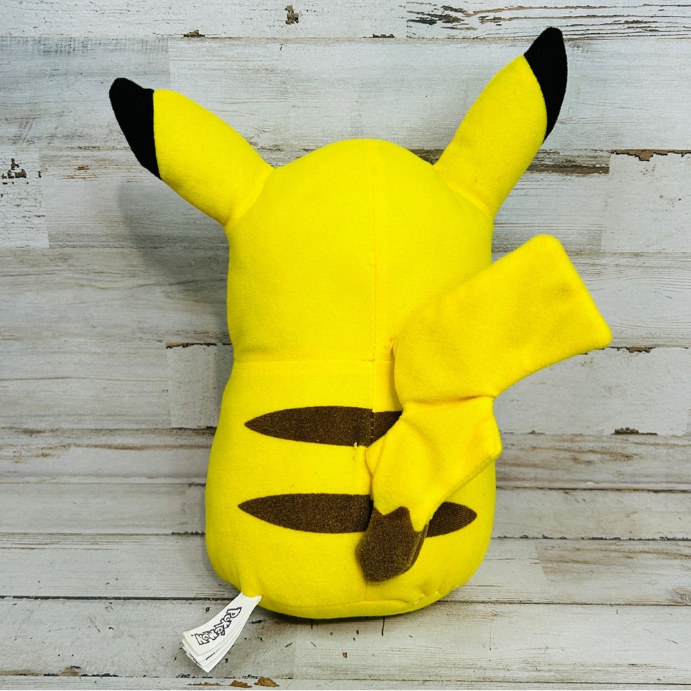 2011 Pokemon Pikachu 10” Plush Toy Factory Nintendo Game Freak Stuffed Animal - Picture 4 of 9